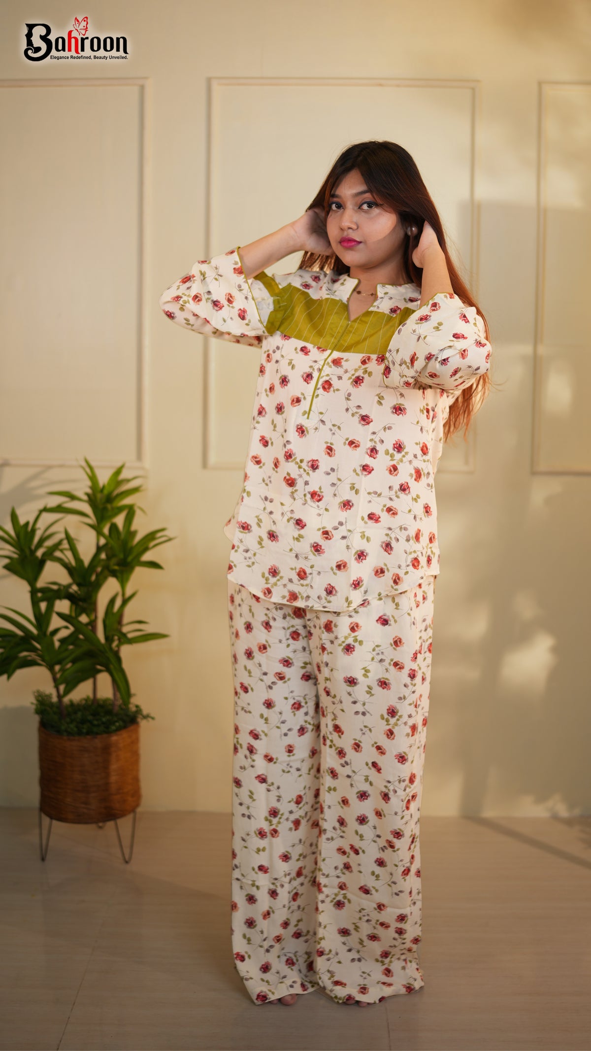 Womens Pori Floral Two Piece
