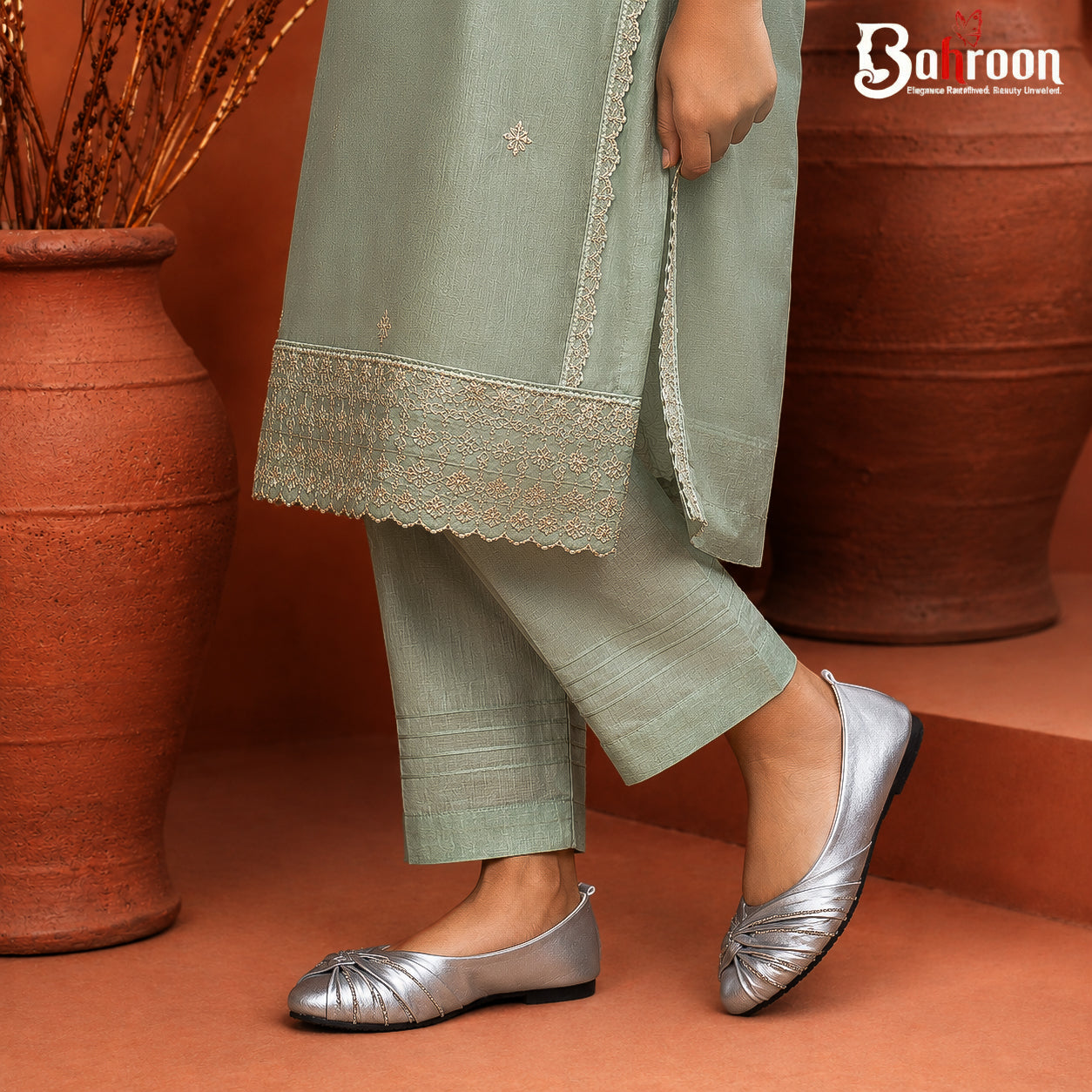 Premium Flat shoe (𝐒𝐧𝐢𝐠𝐝𝐡𝐚)